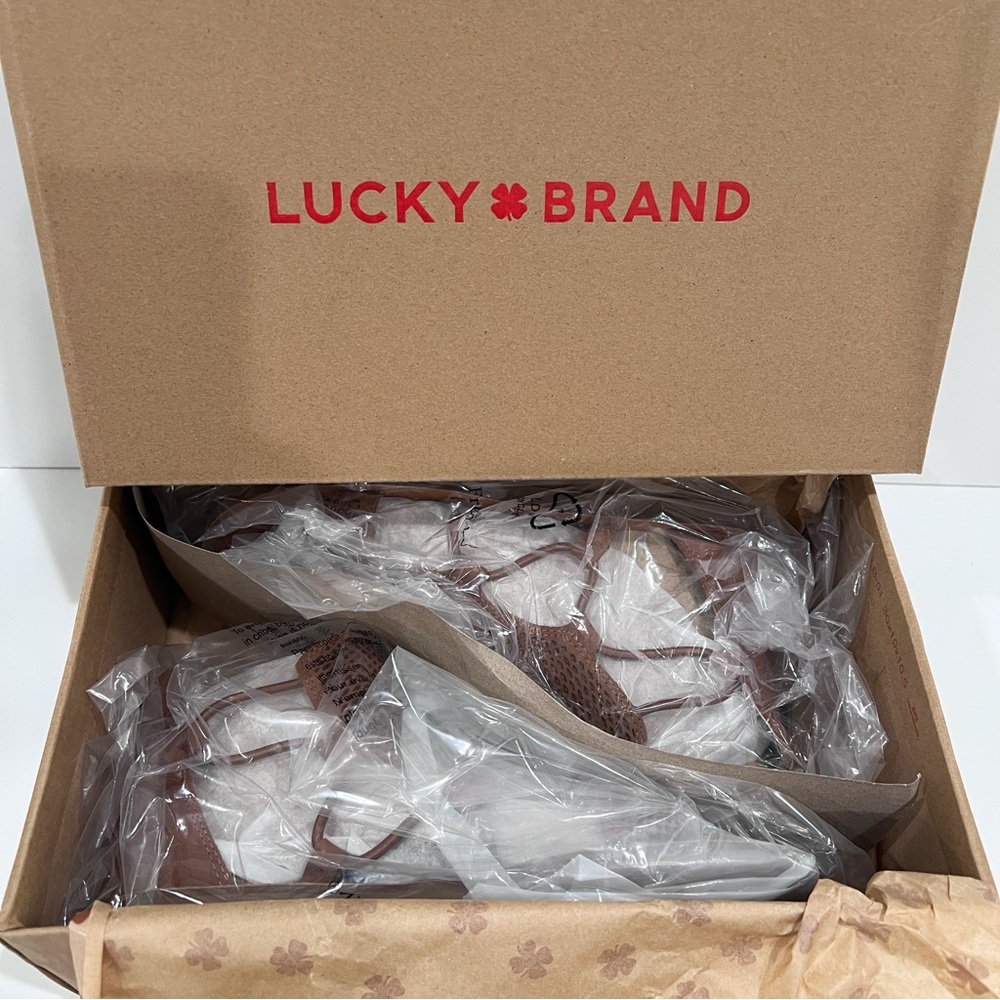 Lucky Brand Bartega Gladiator Flat Sandals Suede Perforated Back Zip Brown 6 NEW - Picture 6 of 13